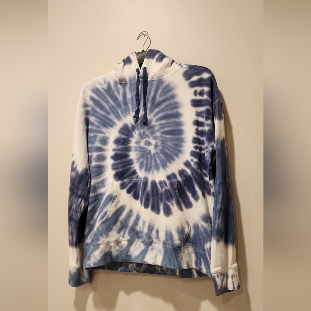 Old Navy Tie and Dye boys sweatshirt